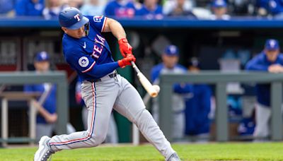 Texas Rangers Star Rookie Leaves Kansas City Game With Injury