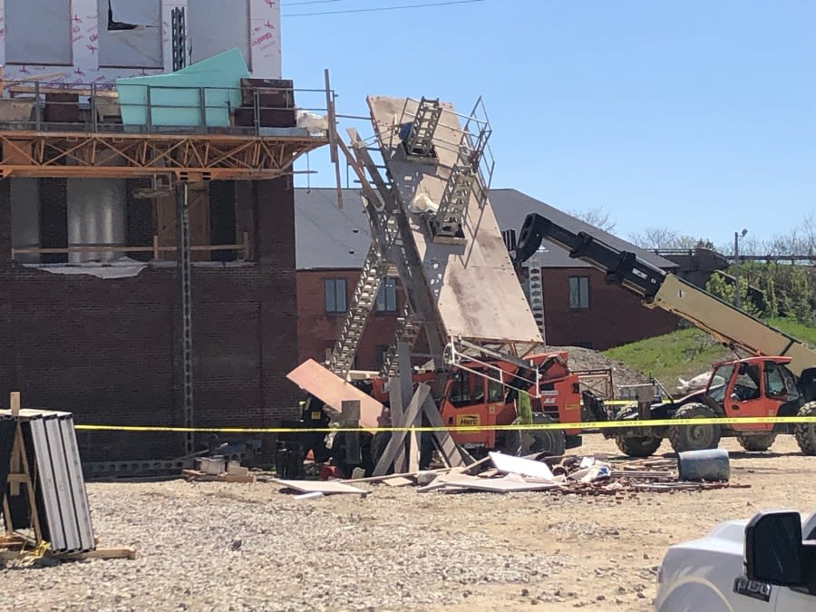 Workers injured by scaffolding collapse in Rocky River