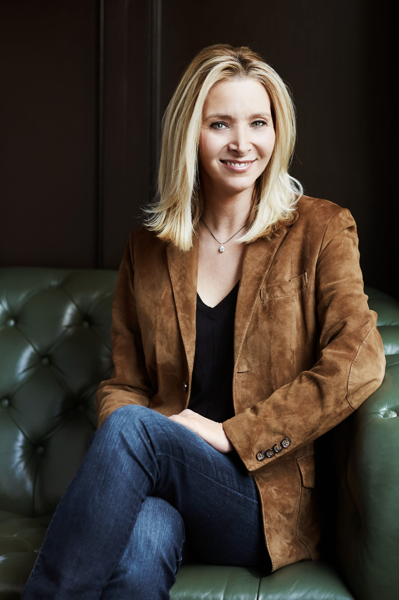 Lisa Kudrow loves how 'inept' her 'Time Bandits' character is