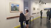 Pedro Fernández presenta en Arenas "Cabrales a vista de pájaro", una muestra de fotografías del paisaje del concejo