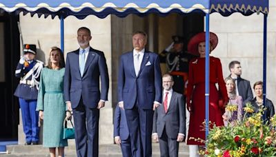 Guillermo y Máxima dan la bienvenida a los reyes de España en su visita de Estado a Países Bajos