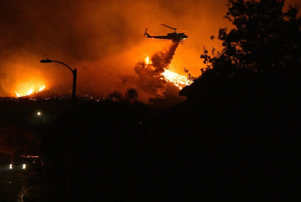 Line fire grows to 505 acres overnight near Highland, prompting evacuation warnings