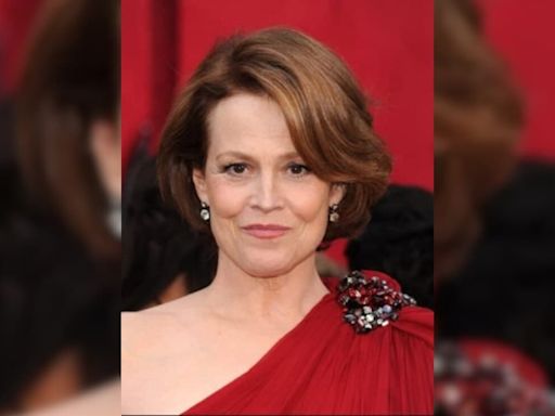 Call My Agent Star Sigourney Weaver To Receive Honorary Golden Lion At Venice Film Festival