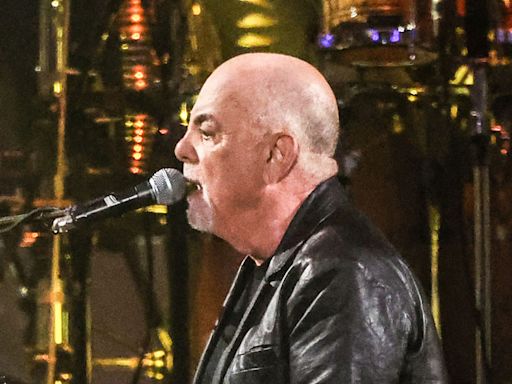 Billy Joel sings iconic song to ex-wife Christie Brinkley at MSG concert