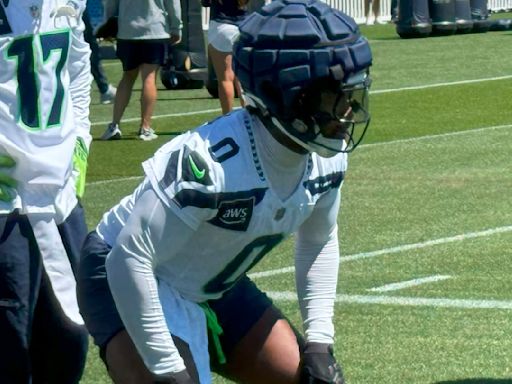 Seattle Seahawks Training Camp Takeaways: Veteran LBs Flash in Debut