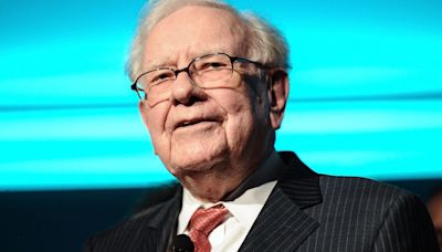 Warren Buffett's Berkshire Hathaway shareholders meeting starts today. Here are 3 things to watch