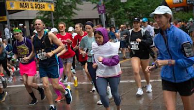 Weather conditions fail to dampen enthusiasm of Pittsburgh Marathon runners