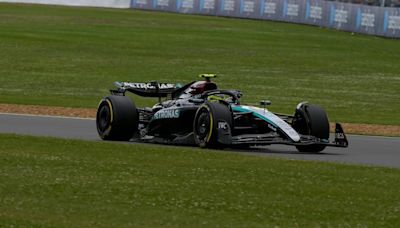 F1: Hamilton encerra jejum de vitórias e vence corrida maluca no GP da Inglaterra