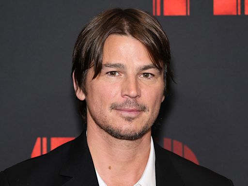 Josh Hartnett Reveals Matt Damon’s “Unhelpful” Advice While Filming ‘Oppenheimer’