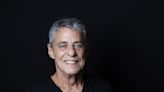 Chico Buarque, 80 anos: quatro acadêmicos falam sobre o multiartista brasileiro