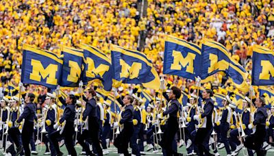 Michigan football honors James Earl Jones before game against Arkansas State