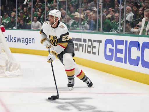 Blackhawks sign three-time Stanley Cup champion defenseman Alec Martinez to 1-year deal