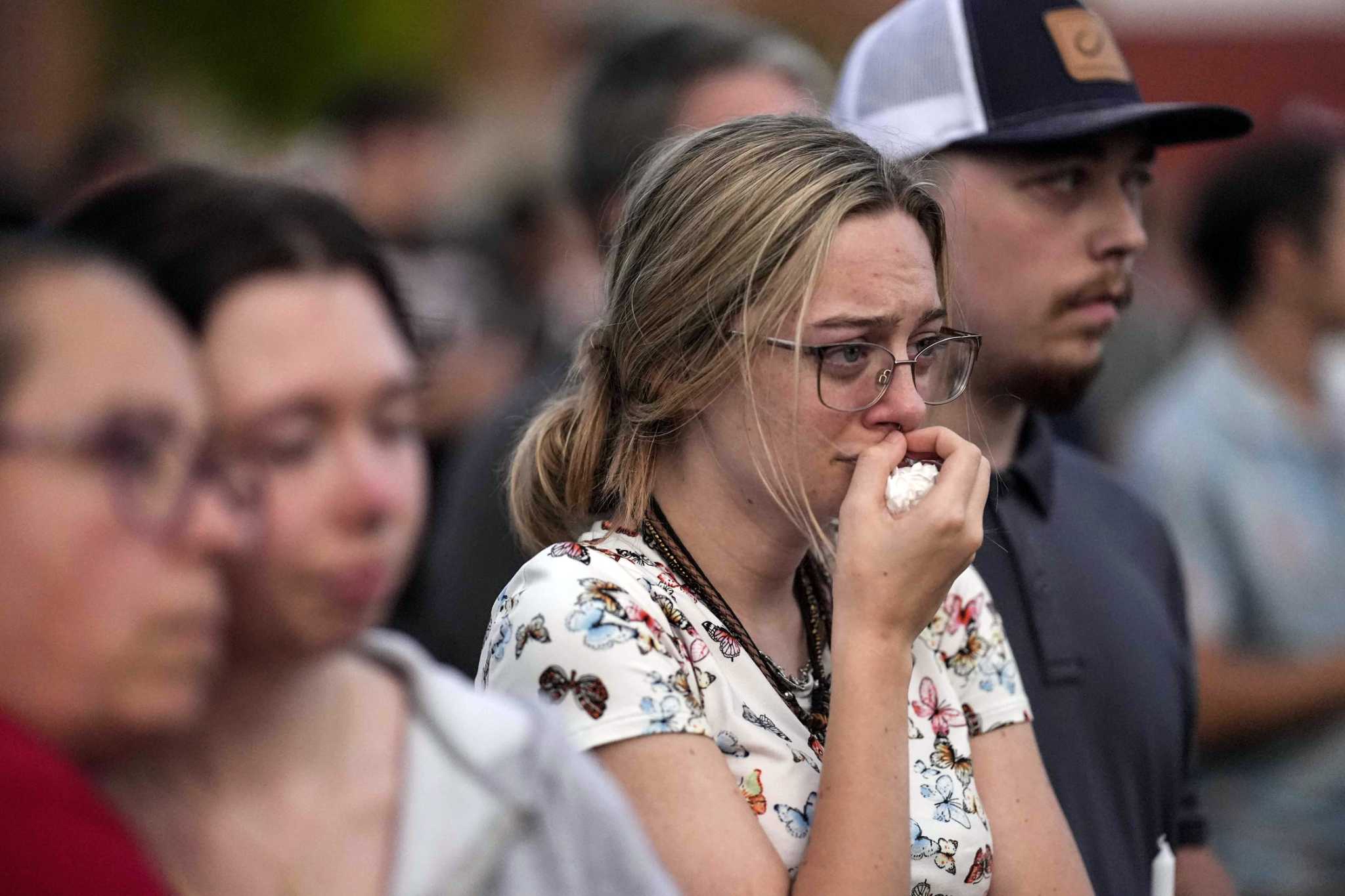 AP PHOTOS: Church services help Georgia residents mourn victims of school shootings