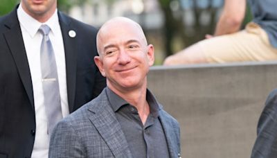 Jeff Bezos Was One Of Google's Early Investors: Here's How Much His $250K Investment Would Be Worth Today