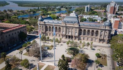 Pullaro encabeza en Santa Fe los actos por el 214° aniversario de la Revolución de Mayo