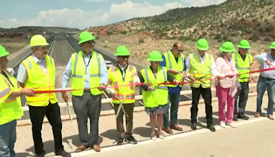New Mexico Department of Transportation celebrates La Bajada construction completion
