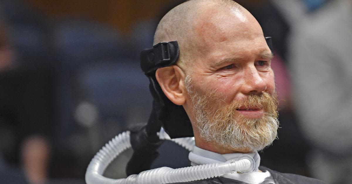 Saints hero Steve Gleason gets in touch with his inner artist, thanks to AI technology