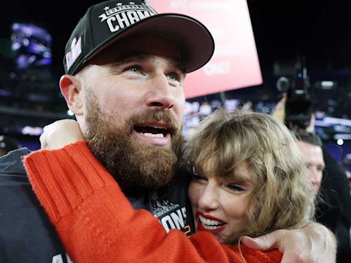 Taylor Swift Performs ‘The Alchemy’ From ‘TTPD’ As Surprise Song In Paris As Boyfriend Travis Kelce Dances Along