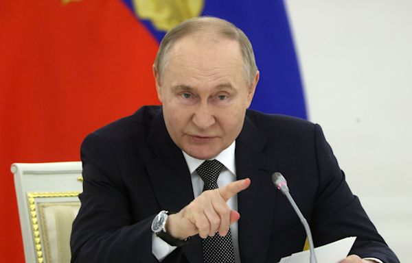 Putin issues new ominous nuclear threat