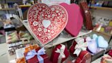 EEUU se debate entre el romance y la penitencia del San Valentín y el Miércoles de Ceniza