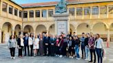 Veinte estudiantes herederos de asturianos en Iberoamérica vuelven a sus orígenes: 'Me hace mucha ilusión estar aquí, ver tanto verde nos atrae'