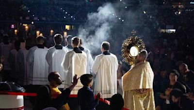 ‘I Am Still Moved to Tears’: Bishop, Religious Sisters, Priest and Seminarian Reflect on National Eucharistic Congress