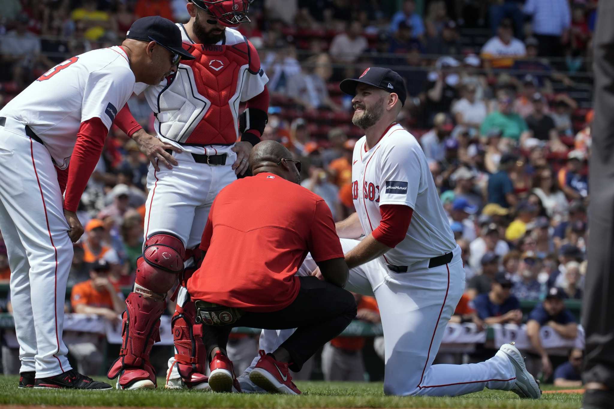 Red Sox place James Paxton on IL with strained calf, suspend Jarren Duran and reinstate Brayan Bello