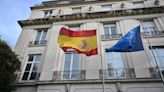 La Nación / España anuncia que retira “definitivamente” a su embajadora en Argentina