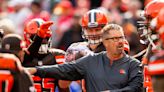 LOOK: Former Browns defensive coordinator Gregg Williams parties in the Muni Lot with fans