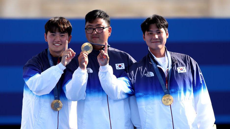 South Korea beat France to win men's team gold