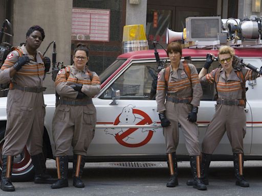 Paul Feig praises Dan Aykroyd for defending female Ghostbusters reboot