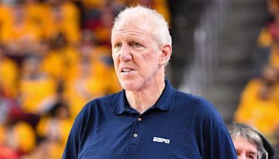 Bill Walton dies at 71: NBA world mourns loss of Hall of Famer, broadcaster after battle with cancer | Sporting News