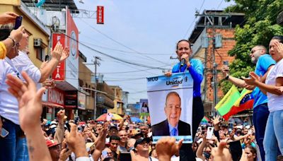 Con el impulso decisivo de Corina Machado, González Urrutia levanta el perfil en la campaña electoral venezolana