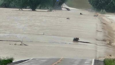 Numerous road closures caused by St. Louis region flooding