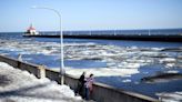 Great Lakes see little ice as warmer temperatures persist