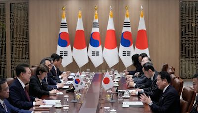 China premier agrees on cooperation with Seoul, Tokyo but issues veiled rebuke against their US ties