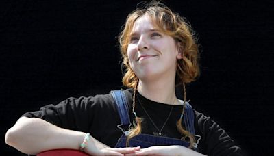 Backstage at Bluesfest: Ottawa's Hannah Judge, aka fanclubwallet, back in action after surgery