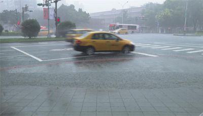 14縣市防中暑、午後強降雨範圍曝！專家示警：海溫高颱風恐增強