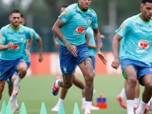 Dorival Júnior promove mudança no time titular da Seleção Brasileira