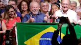 Lula vuelve al poder en Brasil al derrotar a Bolsonaro en la elección más reñida desde el retorno a la democracia