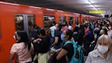 Lluvia ‘le pone el pie’ al Metro de CDMX: ¿Qué líneas sufren hasta 20 minutos de retraso?