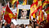 Spain's acting PM Sanchez backs Catalan amnesty deal in bid to form government