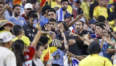 Fans estallan contra la Conmebol por su comunicado tras golpiza entre futbolistas e hinchas - El Diario NY