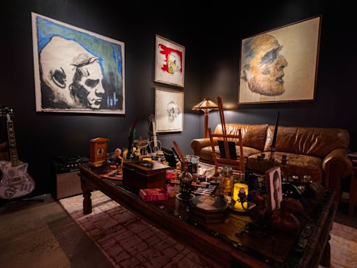 Una exposición en Nueva York se adentra en las casas y el arte de Johnny Depp