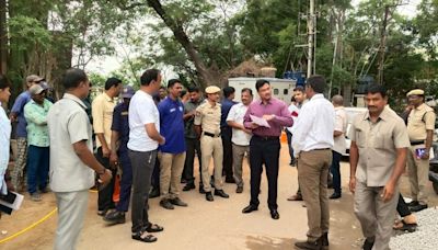 Lotus pond enroachment, Hyderabad: EVDM Commissioner inspects after The Hindu’s report