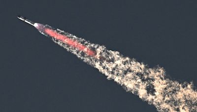 Scientists Say SpaceX Starship Explosion Tore a Hole in the Atmosphere