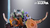 Godzilla, Ultraman, Kamen Rider, and EVA Unit 1 Form a Huge, Ridiculous Megazord