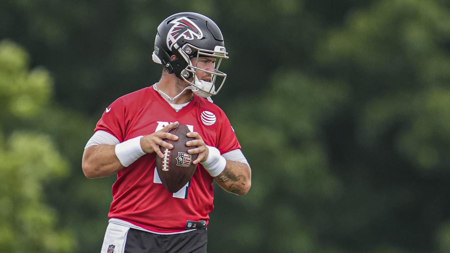 Atlanta Falcons Training Camp: Risers, Fallers After First Week in Pads