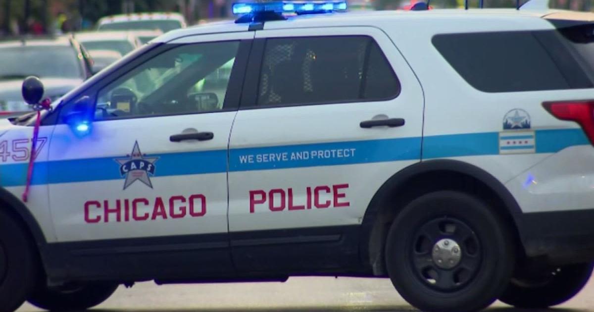 Chicago police warn of burglaries involving parked law enforcement cars on Far Northwest Side