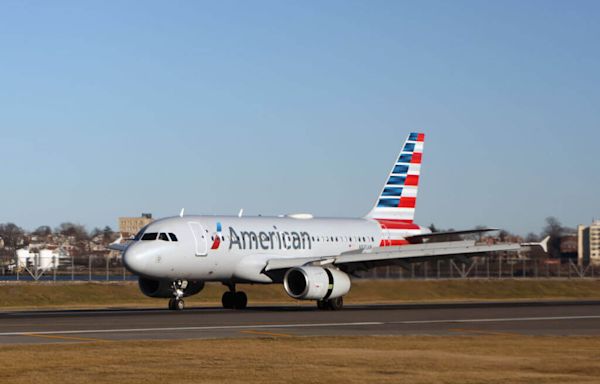 Orthodox students seeking answers after American Airlines removes them from flight without explanation